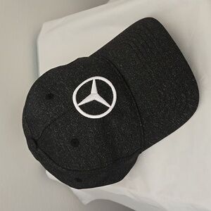 Mercedes Benz Hat